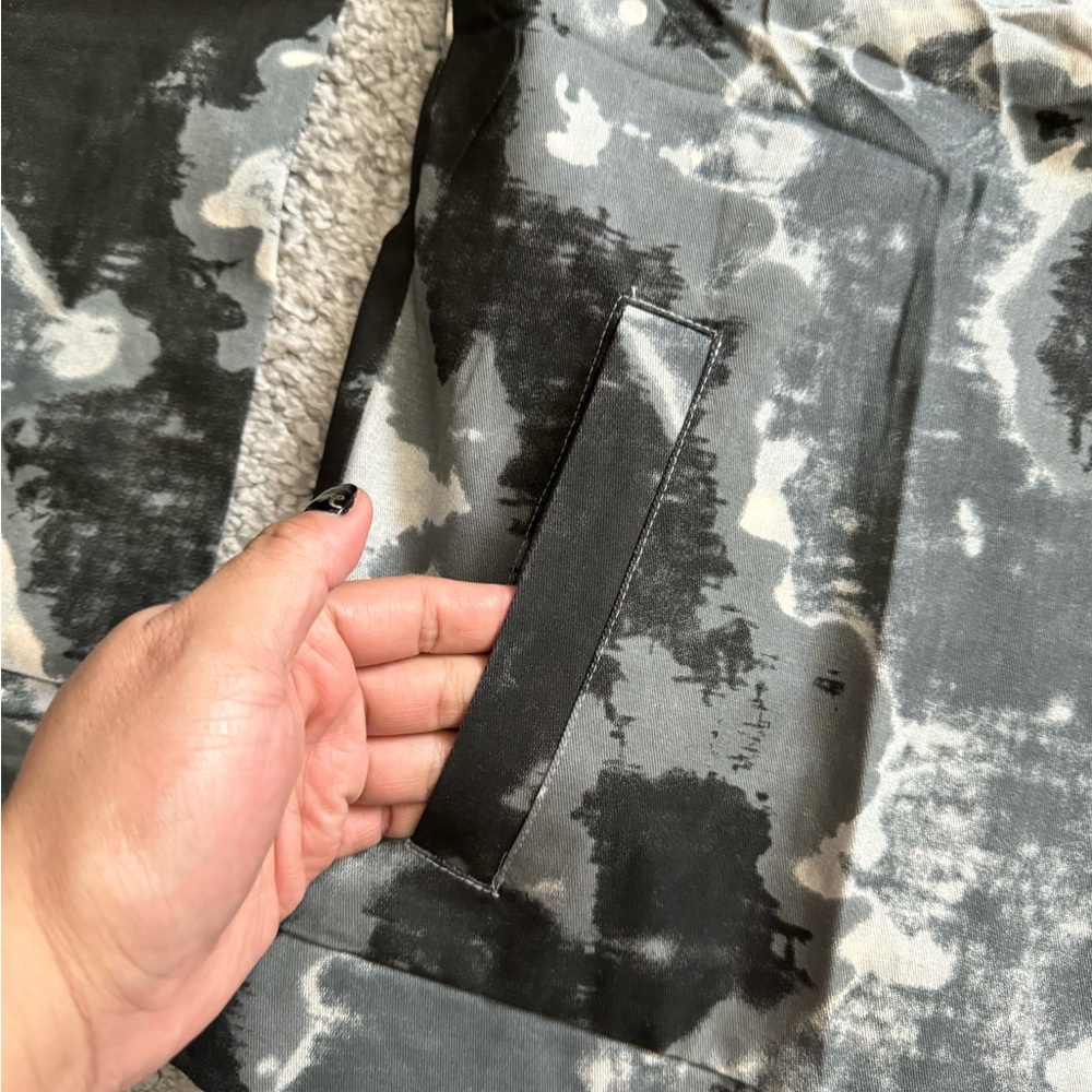 Printed Jacket - Picture 4 of 6